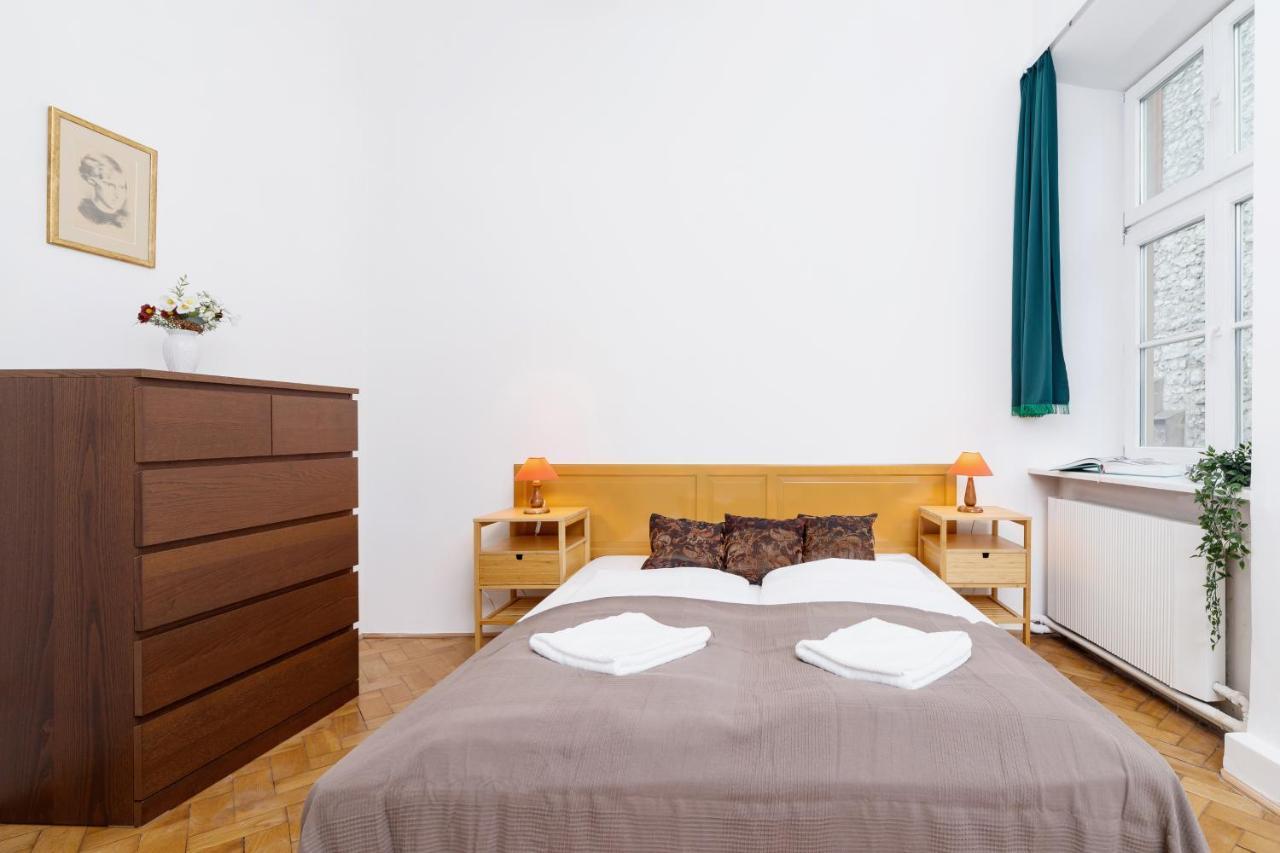 Apartment Pijarska Krakow By Noclegi Renters Exterior foto